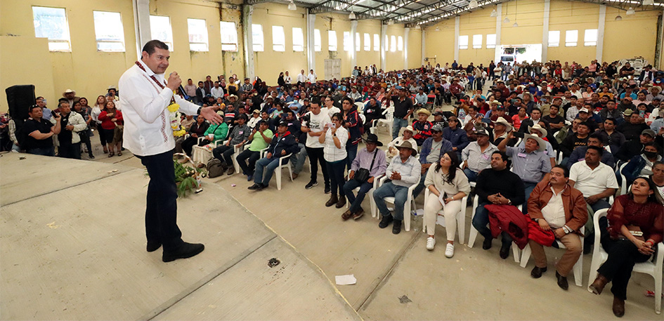 Alto al saqueo y la corrupción en los pueblos indígenas: Armenta