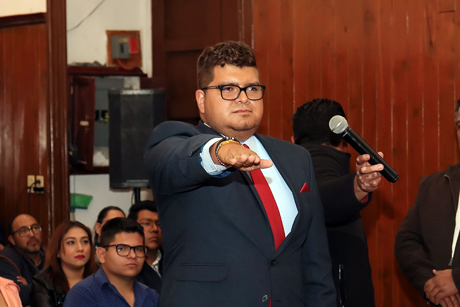 Víctor Manuel Tejeda Gurrola, nuevo Contralor municipal