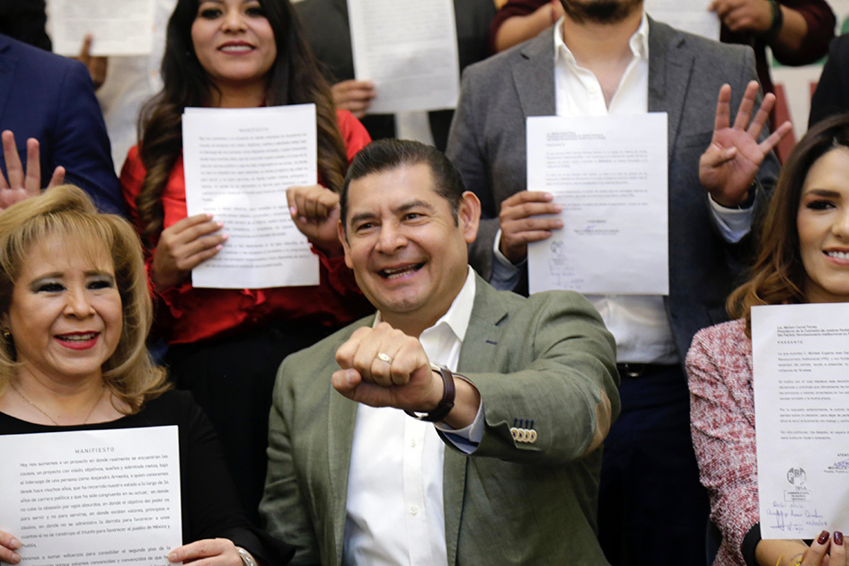 Se desmoronan PRI y PAN