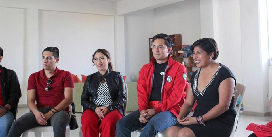 Red Jóvenes X México, se reúnen con Roxana Luna