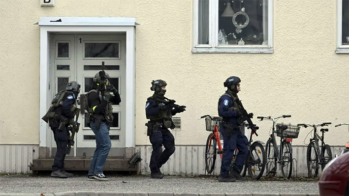 Detienen a menor de 12 años por tiroteo en escuela de Finlandia; hay tres heridos