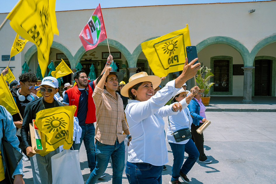 Roxana Luna recorrió el centro de la ciudad