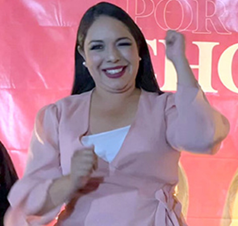 Roxana Luna, encabeza preferencias, con 7 puntos arriba