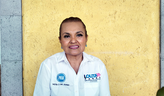 Vamos bien recorriendo el distrito: Lolita Parra