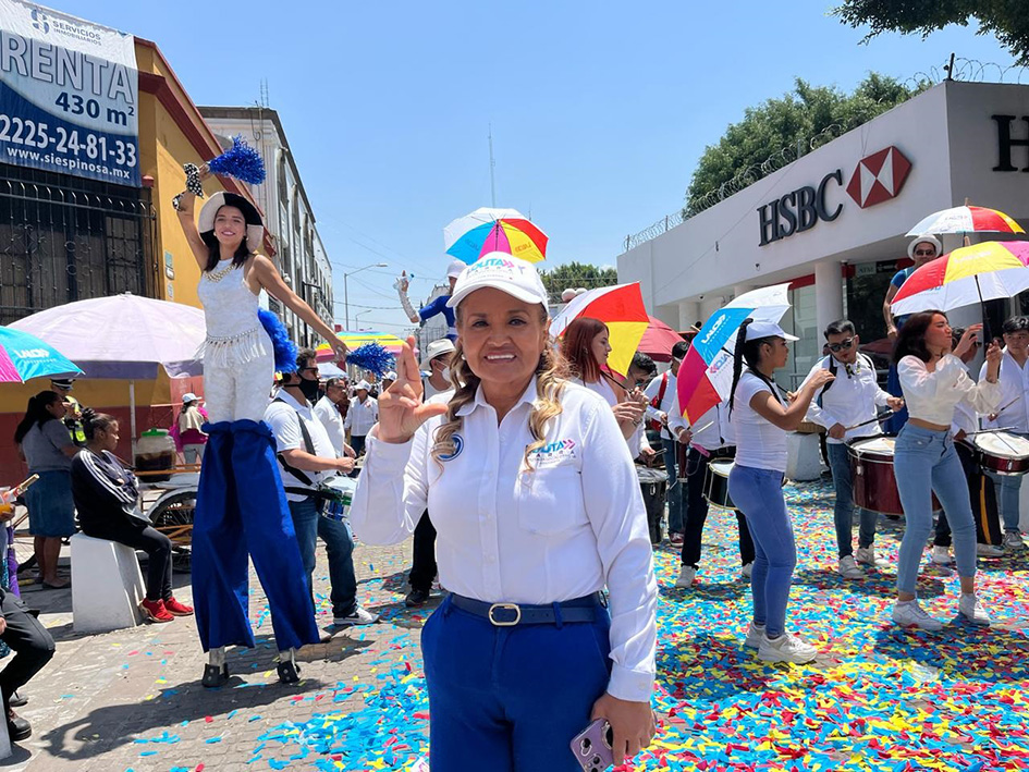 Acompaña Lolita Parra a Lalo Rivera en su cierre de campaña