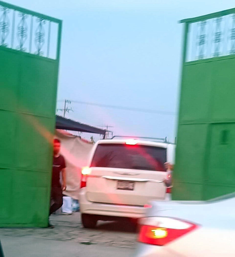 En camionetas de lujo extraen calentadores involucrados en desvío de recursos de Morena