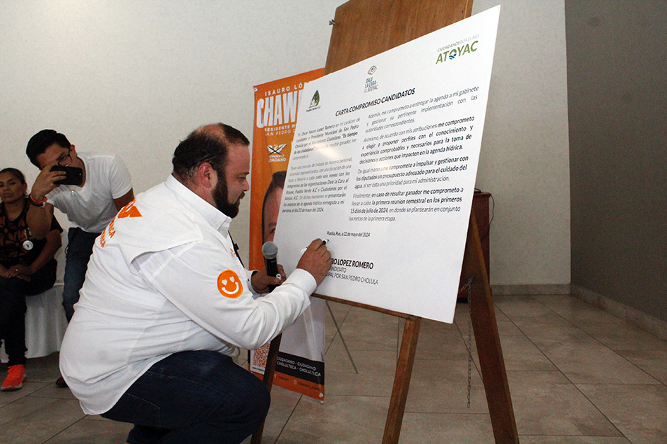 Firma Chawaro compromiso para atender agenda hídrica