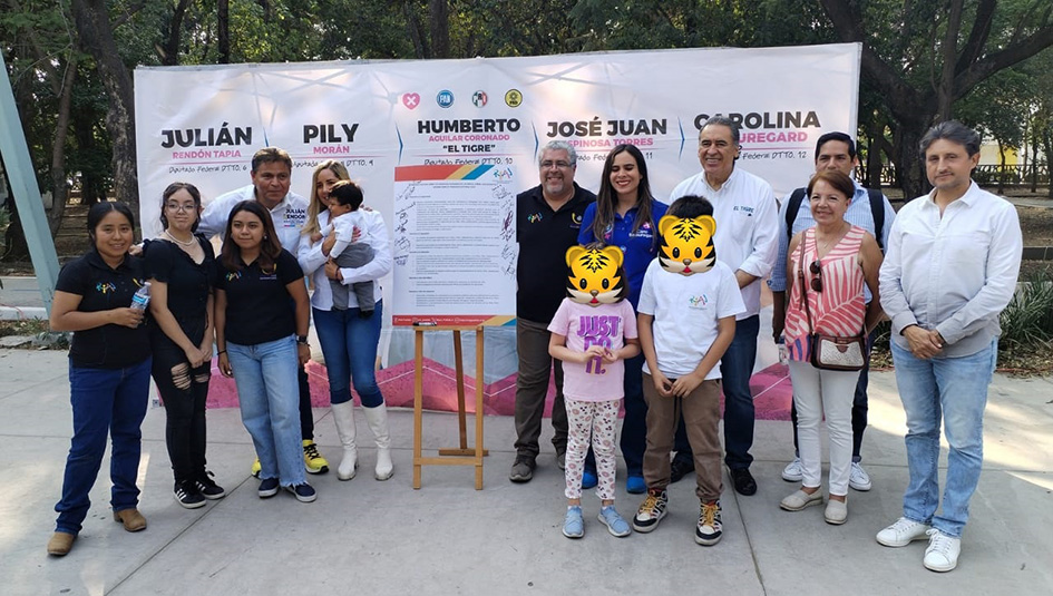 Humberto Aguilar invita a la marcha de la marea rosa en Puebla