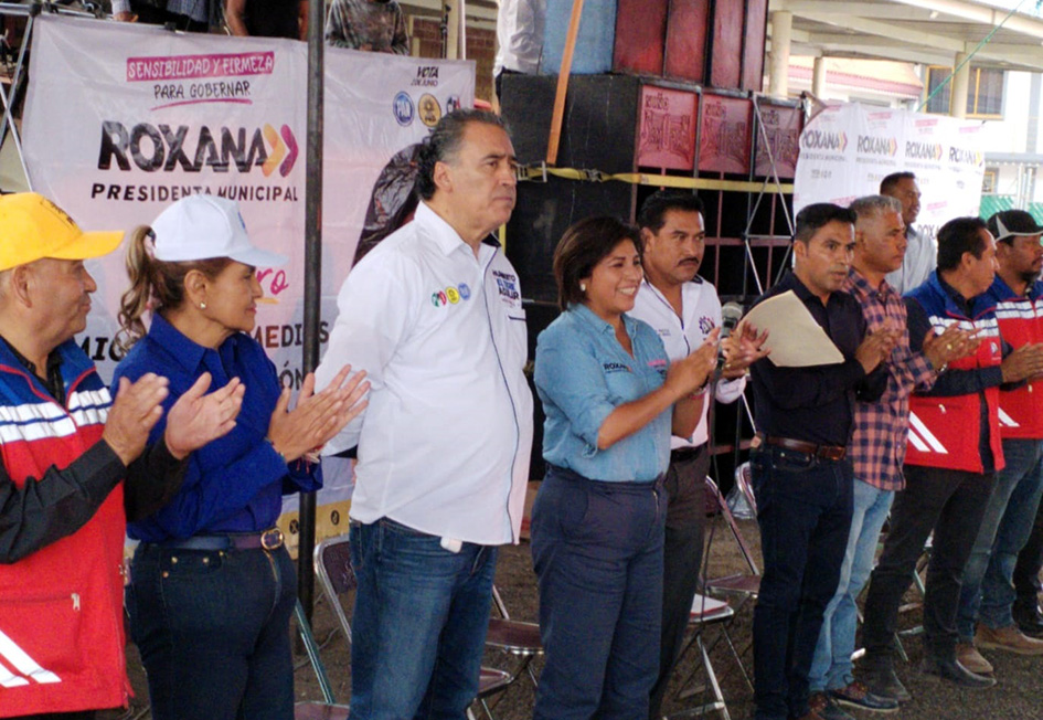 Humberto Aguilar se reúne con transportistas del sindicato Mariano Escobedo