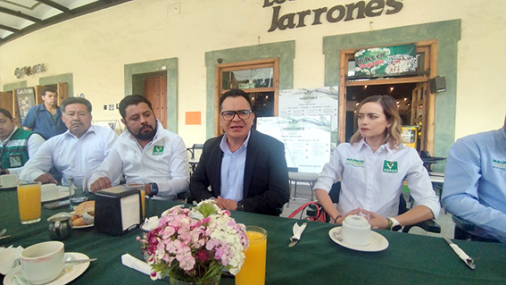 Han querido comprar a mis líderes: Mauricio Lozano