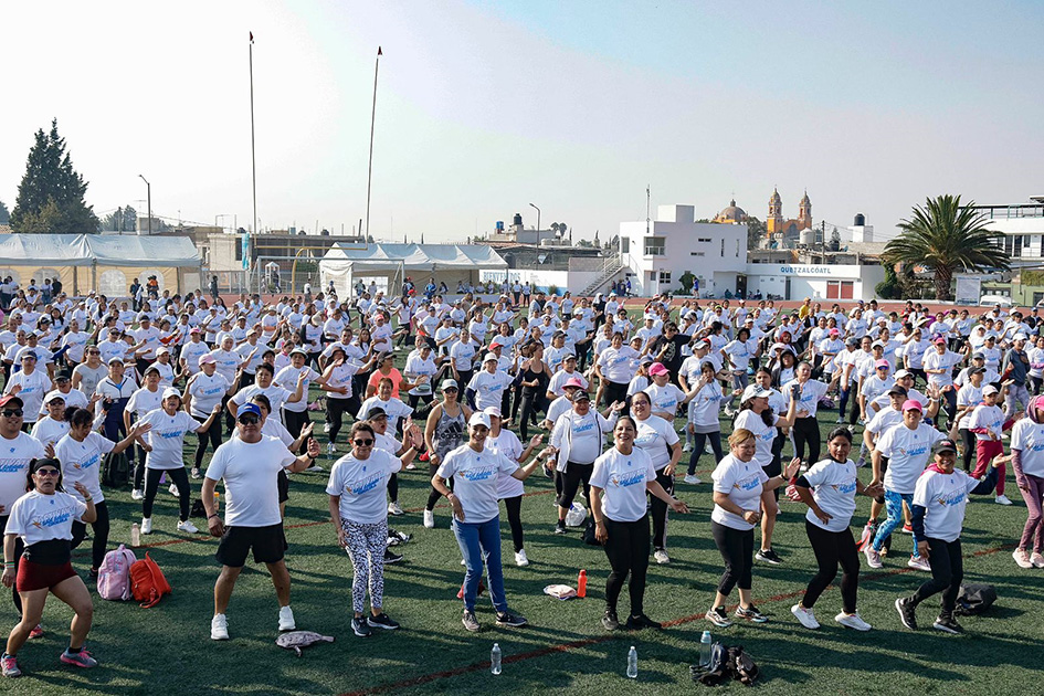 Impulsa Lupita Cuautle la salud y cohesión social