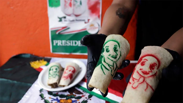 Taquería en Puebla crea el “taco Sheinbaum” y usa tortillas con su imagen