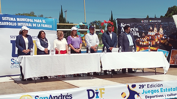 El mayor de los éxitos, les deseo Mundo Tlatehui