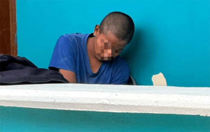 Por robarse las limosnas lo iban a linchar, su madre lo salva
