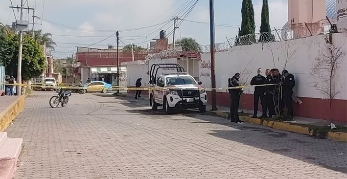 Frente a escolares y a su hijo asesinan a “El William”