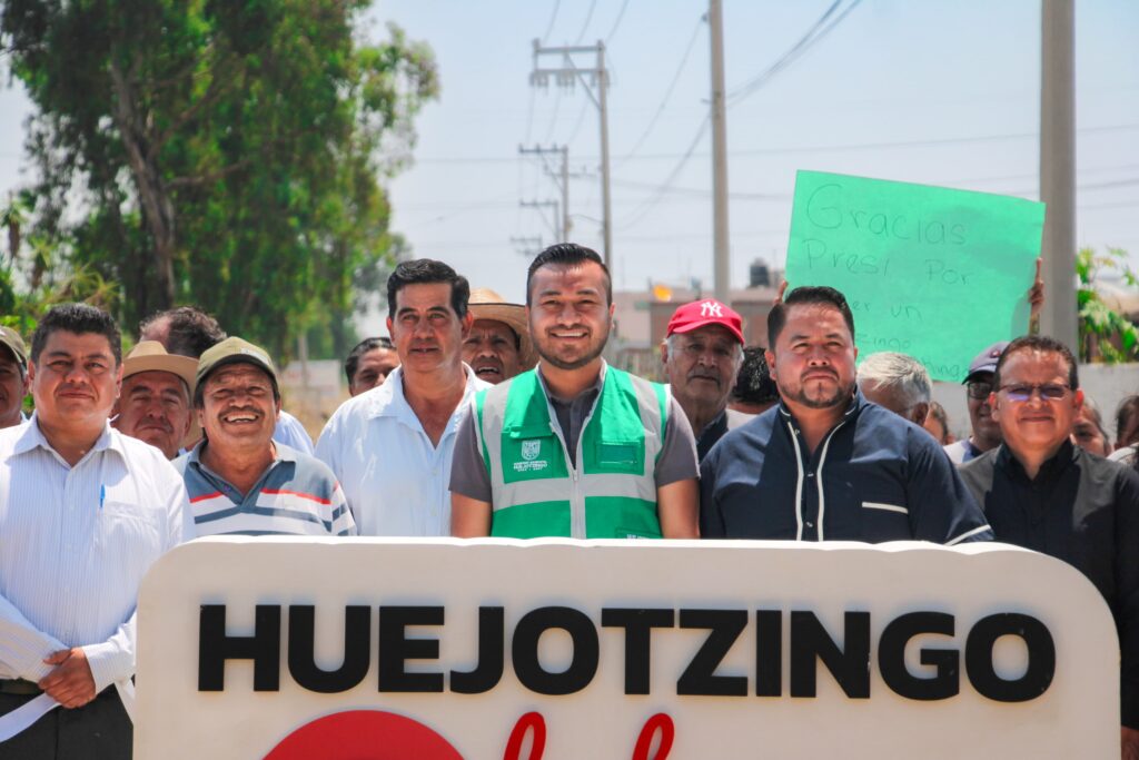 Roberto Solís Inaugura la Tercera Vialidad Rehabilitada como parte de «Rescate Carretero» en Huejotzingo