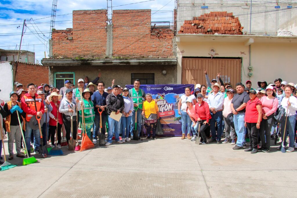 Realizan Mega Faena Comunitaria en Santa Elena para Mejorar Imagen Urbana de Huejotzingo