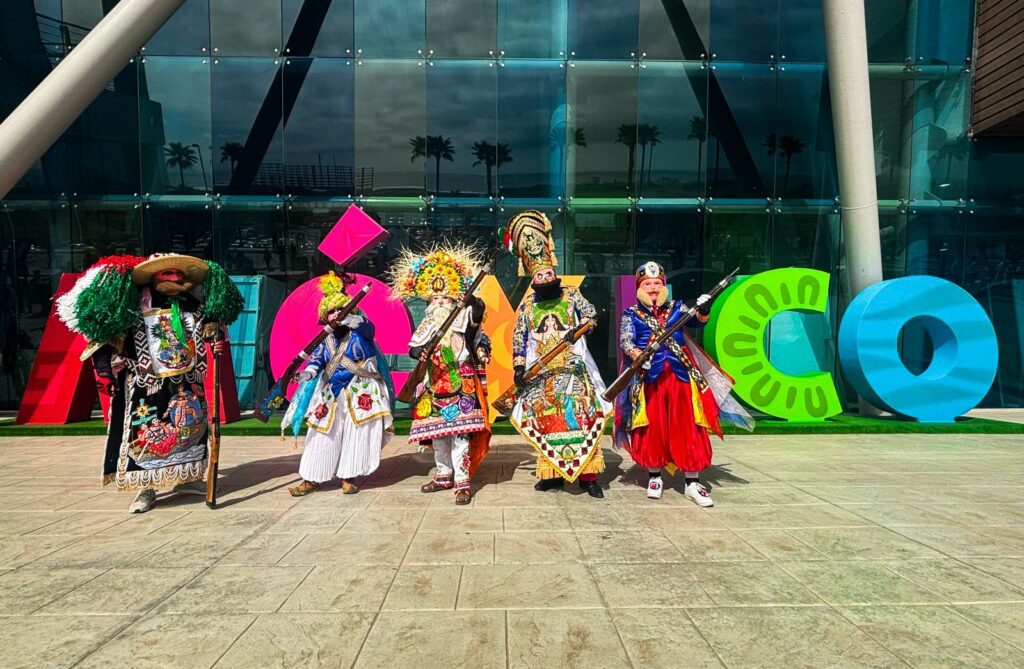 EL CARNAVAL MÁS CHINGÓN DE PUEBLA REPRESENTA AL ESTADO EN EL TIANGUIS TURÍSTICO 2025