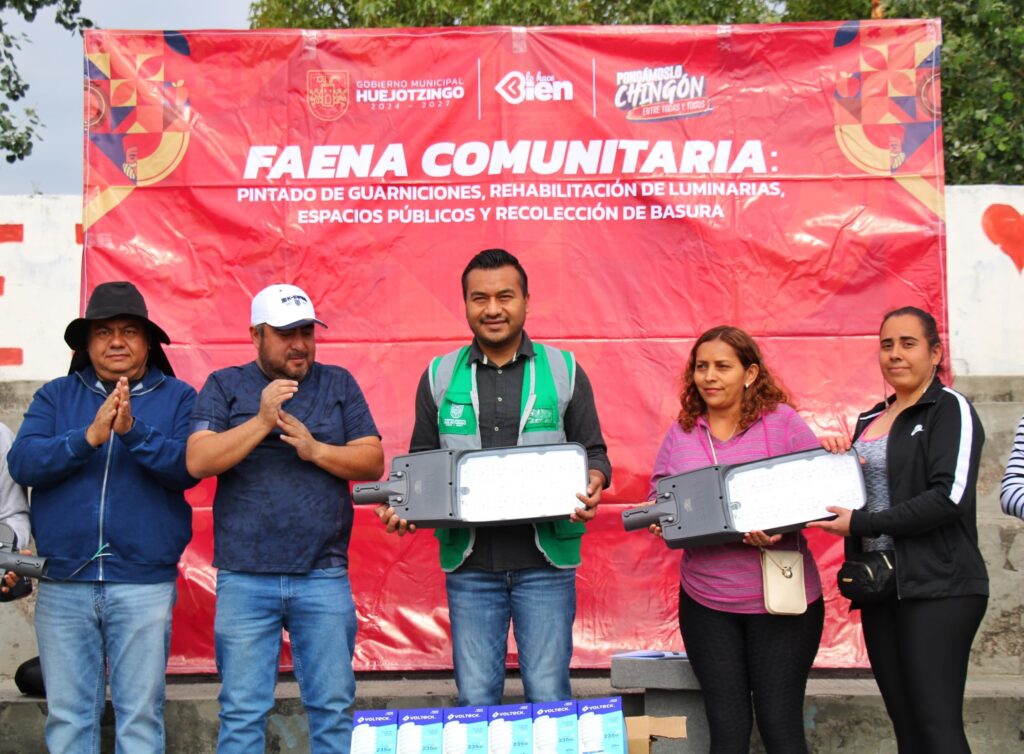 GOBIERNO DE HUEJOTZINGO TRANSFORMA EL FRACCIONAMIENTO «VALLE DE SAN MIGUEL» CON MEGA FAENA COMUNITARIA