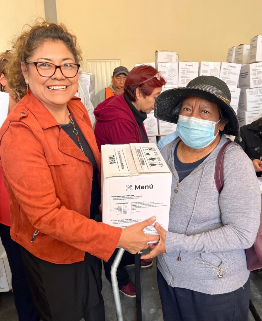 Con sensibilidad y empatía el SMDIF de Cuautlancingo trabaja en beneficio de la comunidad 