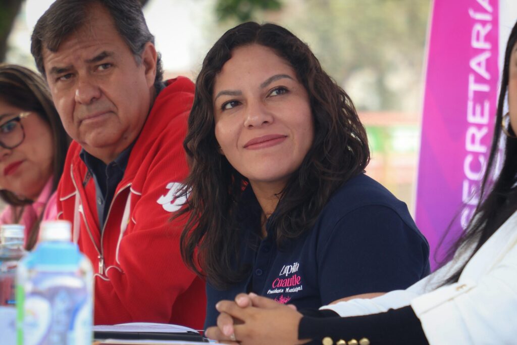 Presentan Playera y Medalla para el Medio Maratón del Día del Papá en San Andrés Cholula