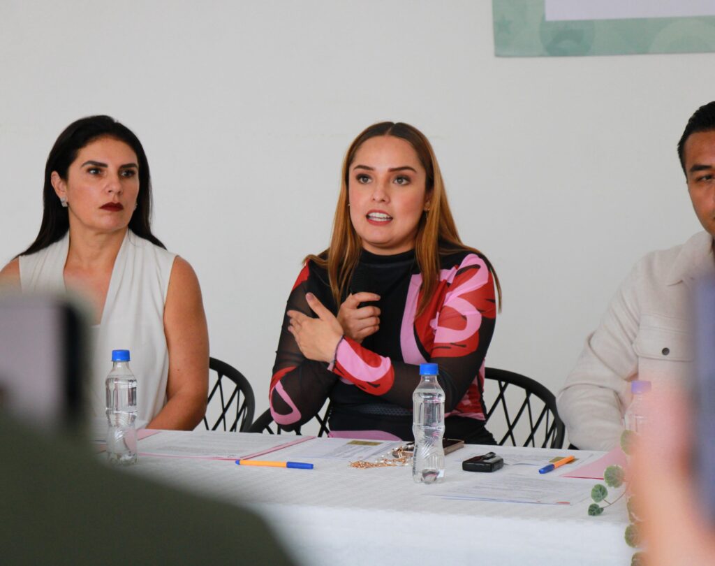 SMDIF de Huejotzingo y Grupo Clínico de la  Hoz y Cristal Unen Esfuerzos para Garantizar Servicios Médicos Accesibles