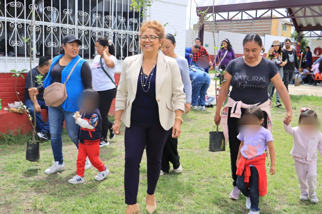 Con jornadas de reforestación SMDIF Cuautlancingo conmemora el Día Mundial del Medio Ambiente