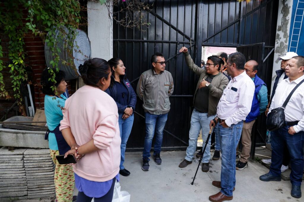 Atiende Lupita Cuautle a familias afectadas por las lluvias