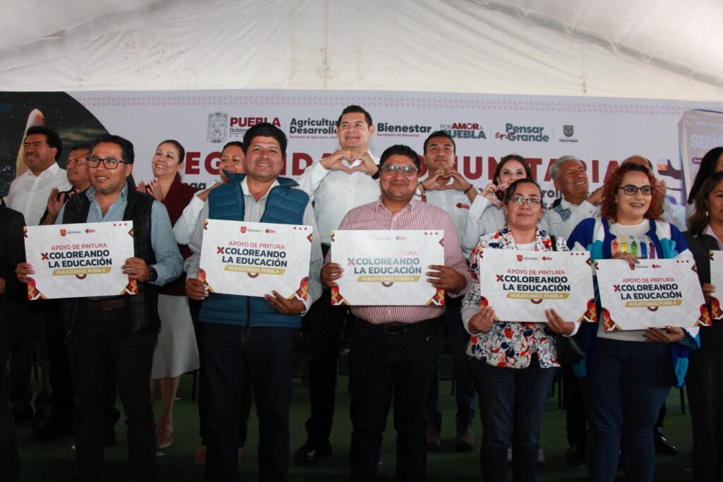 Alejandro Armenta y Roberto Solís Entregan Apoyos y dan Banderazo a Nuevas Unidades Vehiculares para Fortalecer el desarrollo de Huejotzingo