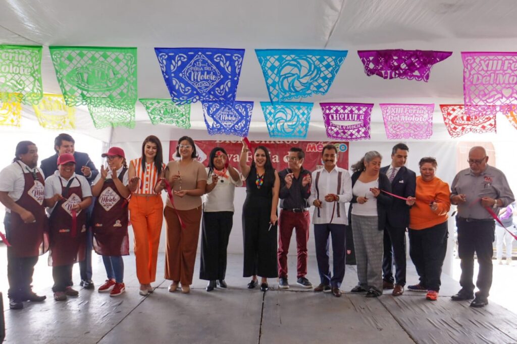 Tonantzin Fernández inaugura la Feria del Molote 2025 en San Pedro Cholula
