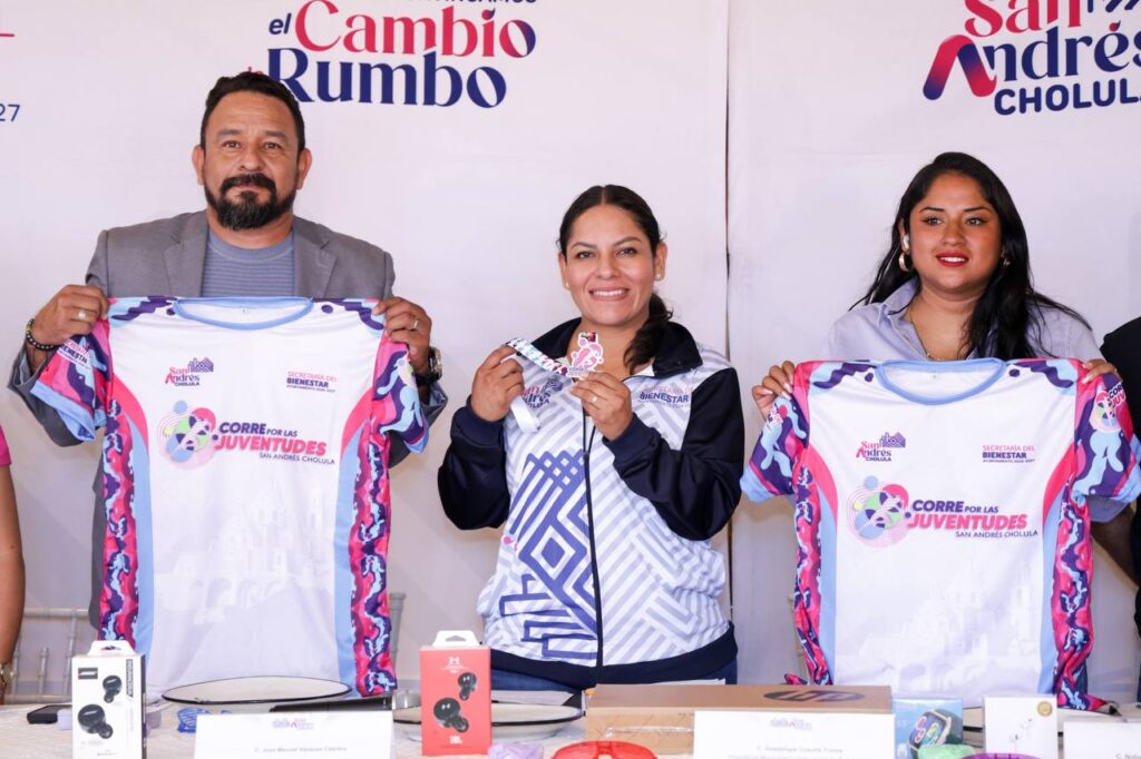 Presentan Playera y Medalla de la carrera «Corre po las Juventudes 2025»