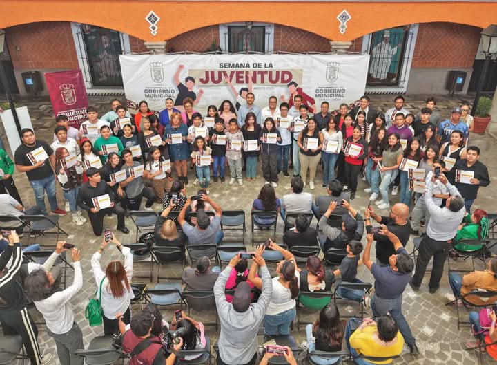 Entrega Gobierno de  Cuautlancingo “Premio Municipal de la Juventud”