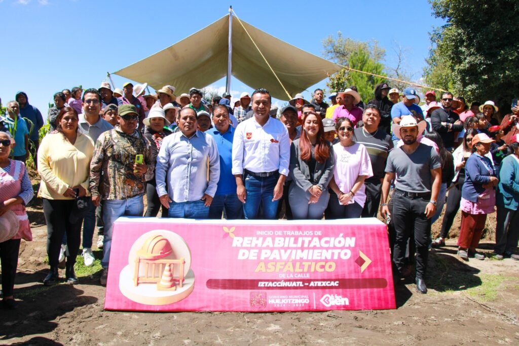 Inicia ampliación del Camino Sacacosechas en Santa María Atexcac, Huejotzingo