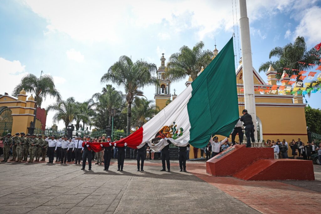 Ceremonia cívica de los niños héroes