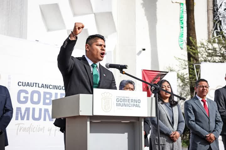 Omar Muñoz preside ceremonia conmemorativa por el inicio de la independencia de México