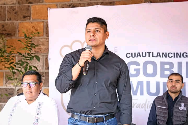 Firma Omar Muñoz convenio con la Universidad Mesoamericana de Puebla