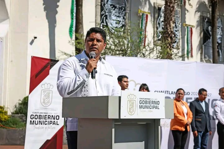 Omar Muñoz, encabezó la ceremonia conmemorativa por el 204 aniversario de la “Consumación de la Independencia de México”