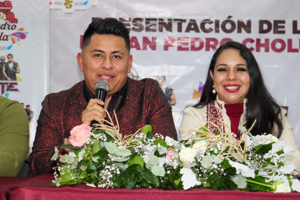Miles de asistentes disfrutaron de la Plaza de la Concordia con Jaime Guzmán y su “Sonido Famoso”
