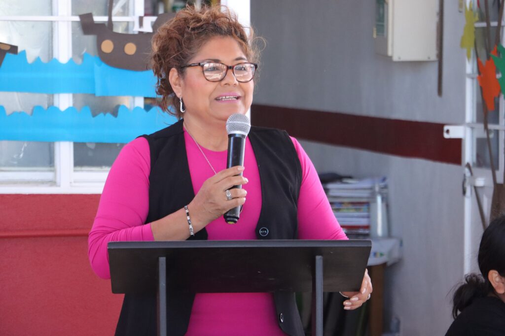Tere Alfaro entrega rehabilitación del CAIC Villa Olímpica