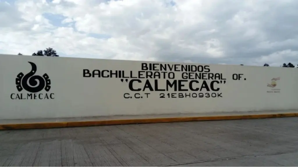 Denuncian a docente y tesorero del Bachillerato «CALMÉCAC» por desestabilización, despido injustificado y corrupción