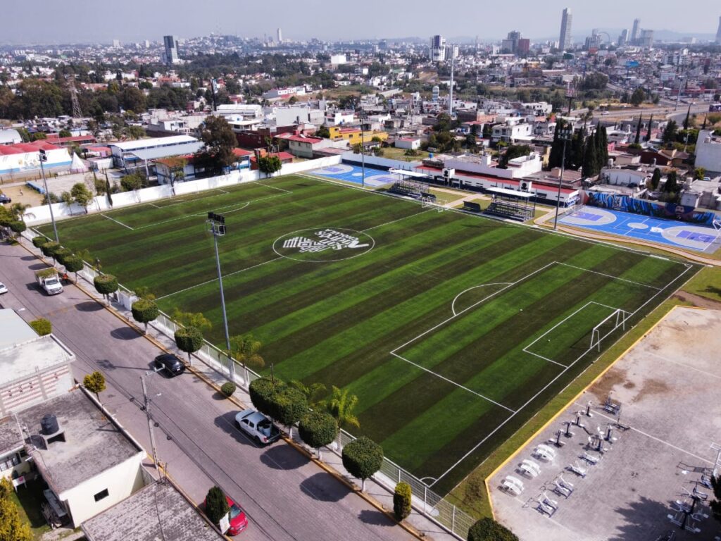 Nueva imagen para el Complejo Deportivo Emiliano Zapata en San Andrés Cholula