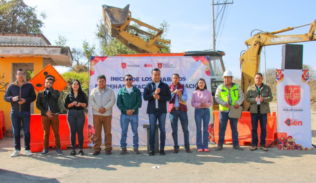 Huejotzingo inicia construcción de colector pluvial y red de drenaje sanitario en Avenida Abasolo; buscan erradicar inundaciones históricas
