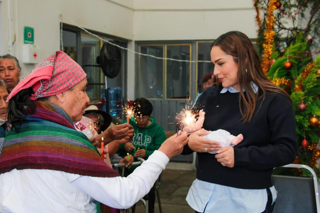 Convivio lleno de emoción en la Estancia de Día de Santa Elena