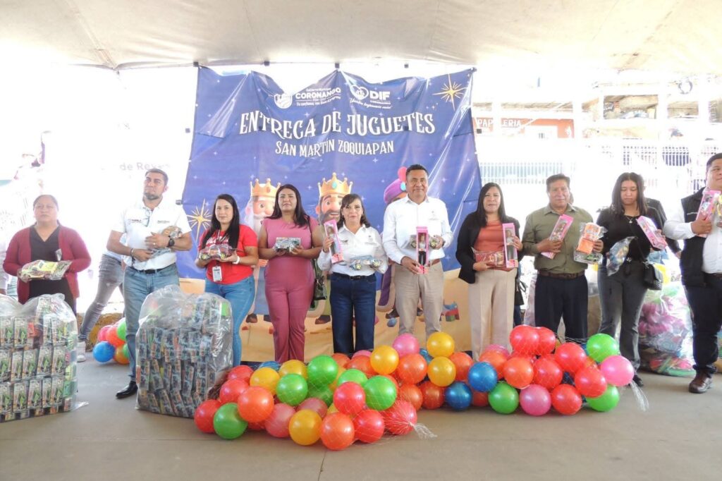 En caravana “Regalando Sonrisas”, Ayuntamiento y DIF celebran el Día de los Reyes Magos