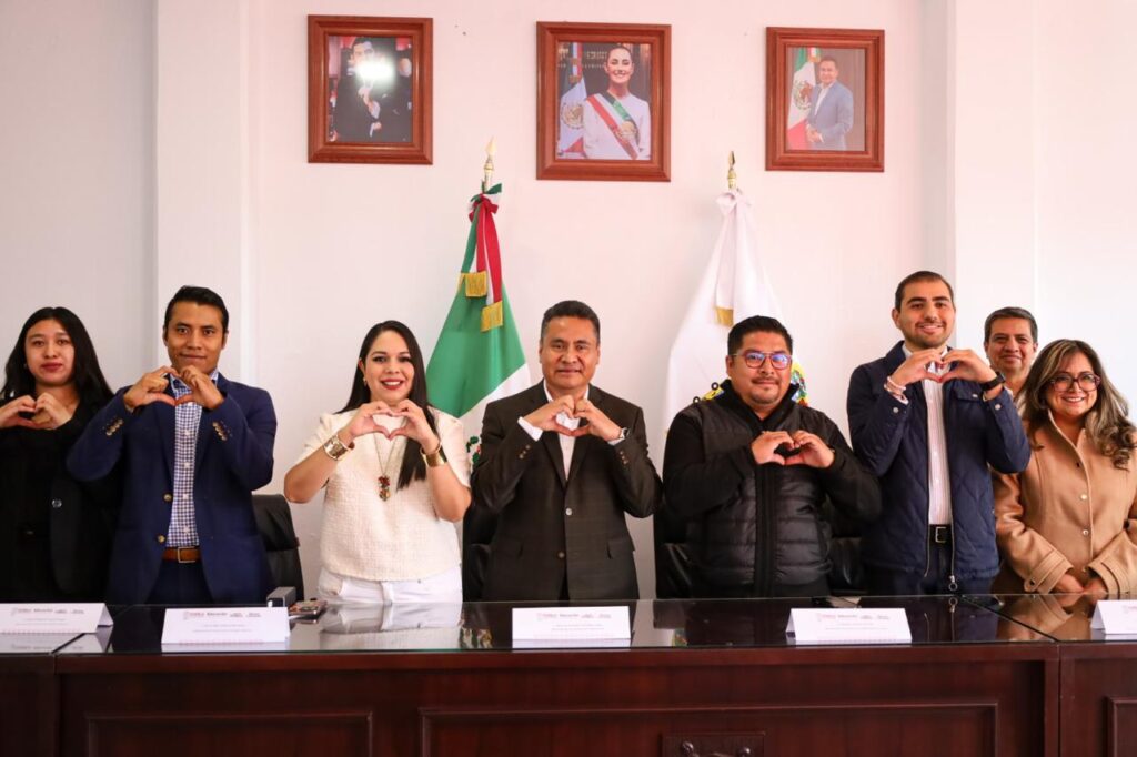 Coronango se consolida como sede regional de la transformación educativa