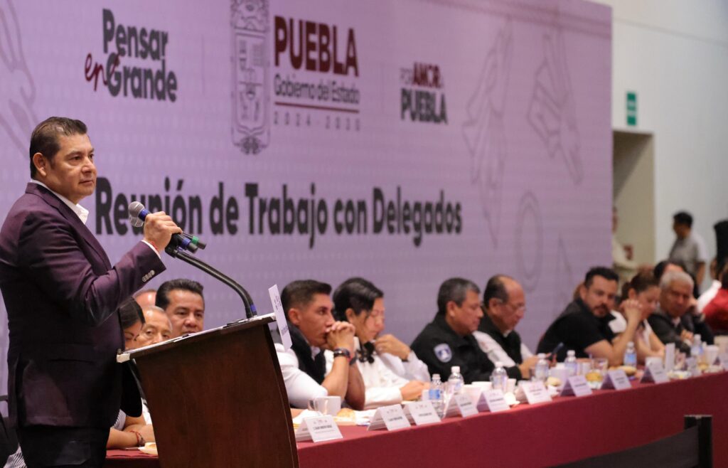 AMAR A PUEBLA ES LLEVAR BIENESTAR A TODAS LAS REGIONES DEL ESTADO: ARMENTA