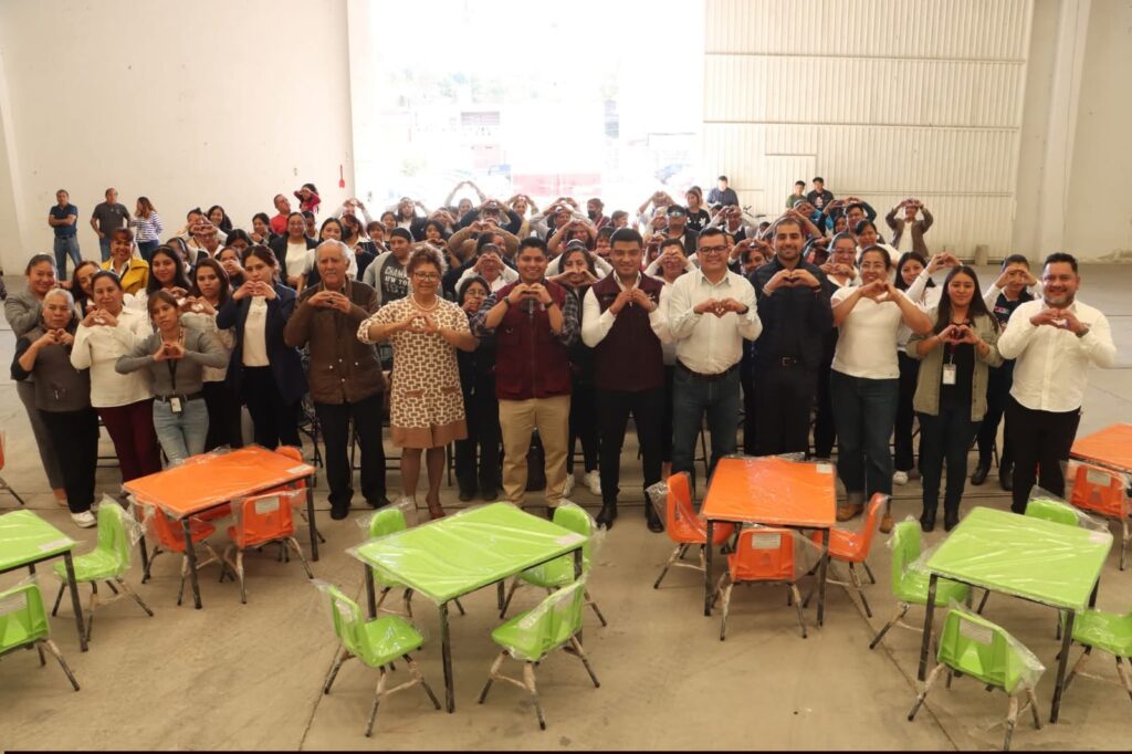 Refuerzan CAICS de Cuautlancingo con mobiliario nuevo.
