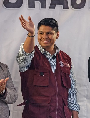 Omar Muñoz dignifica privadas de Cuautlancingo