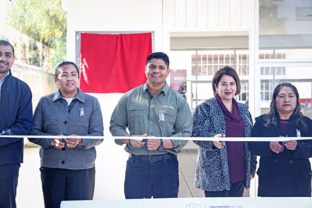 Entrega Ayuntamiento de Cuautlancingo aula en jardín de niños “Niños Héroes”