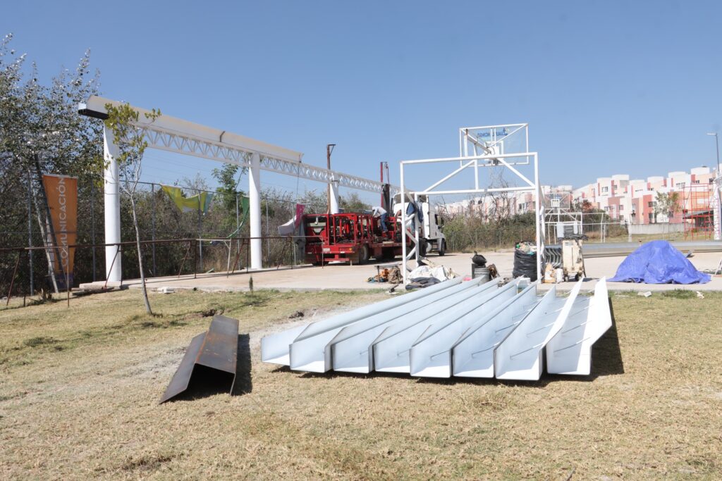Construcción de arco techo del Instituto de Ciencias y Humanidades casi lista: Omar Muñoz
